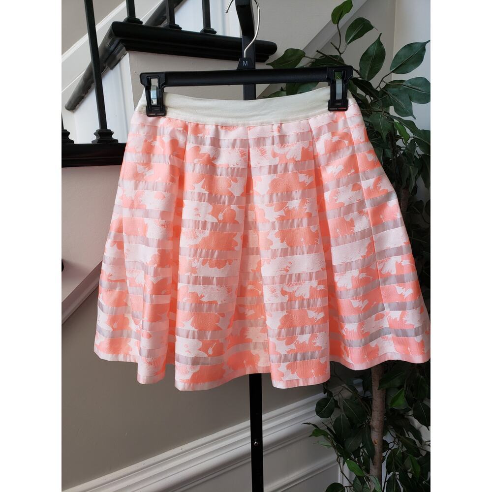 Bebe Flare Skirt Womens Small Pink Floral Sheer Striped Pleated Classic Back Zip